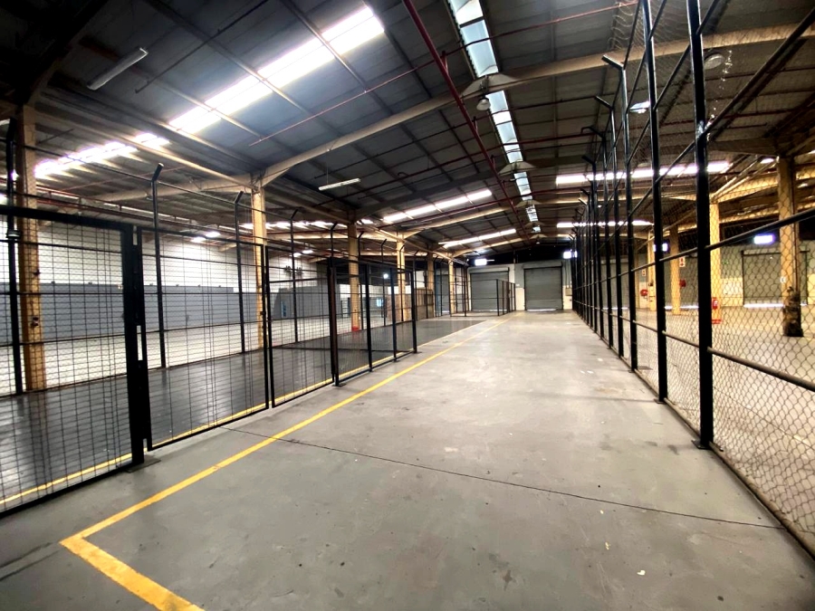 To Let Commercial Property for Rent in Randjespark Gauteng