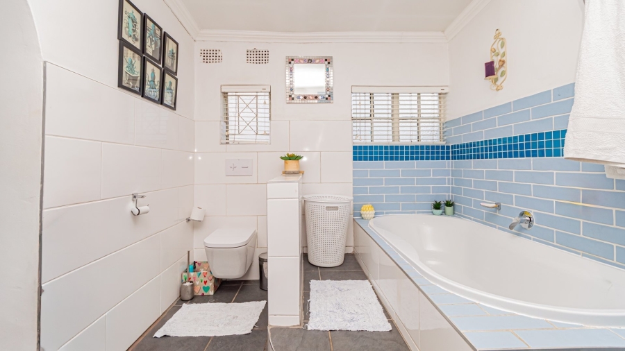 4 Bedroom Property for Sale in Raceview Gauteng