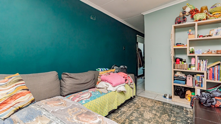 4 Bedroom Property for Sale in Raceview Gauteng