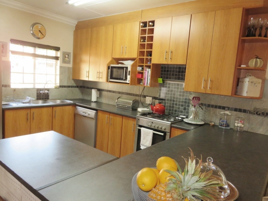 3 Bedroom Property for Sale in Rietfontein Gauteng