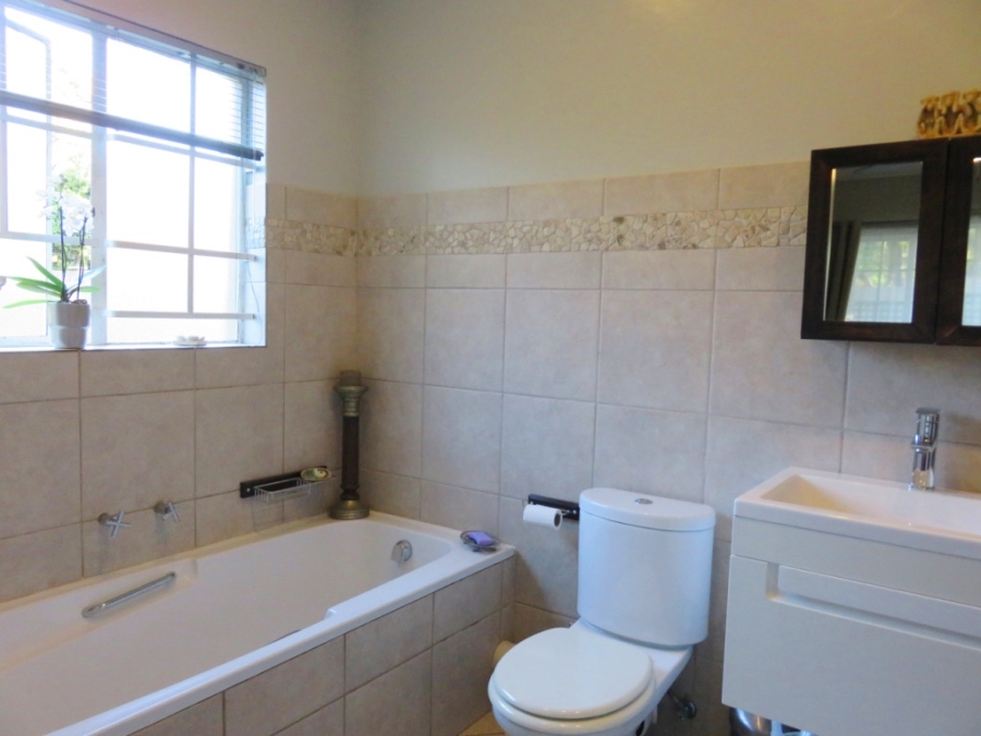 3 Bedroom Property for Sale in Rietfontein Gauteng