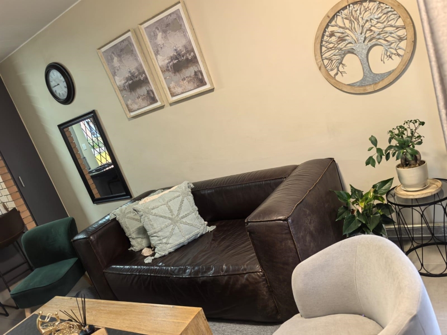 To Let 2 Bedroom Property for Rent in Waterfall Ridge Gauteng