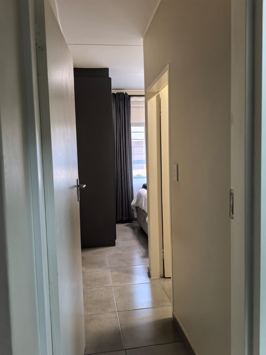 To Let 2 Bedroom Property for Rent in Waterfall Ridge Gauteng
