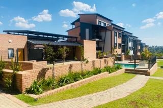 To Let 2 Bedroom Property for Rent in Waterfall Ridge Gauteng