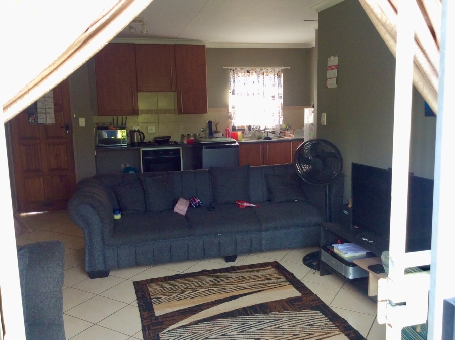 To Let 3 Bedroom Property for Rent in Equestria Gauteng