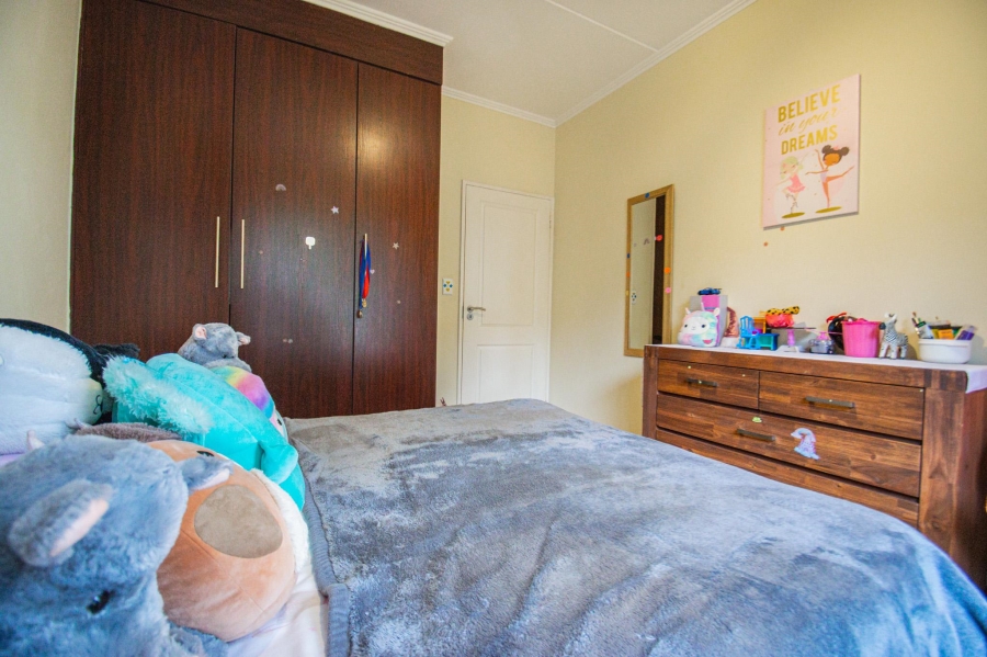 To Let 2 Bedroom Property for Rent in Acacia Gauteng