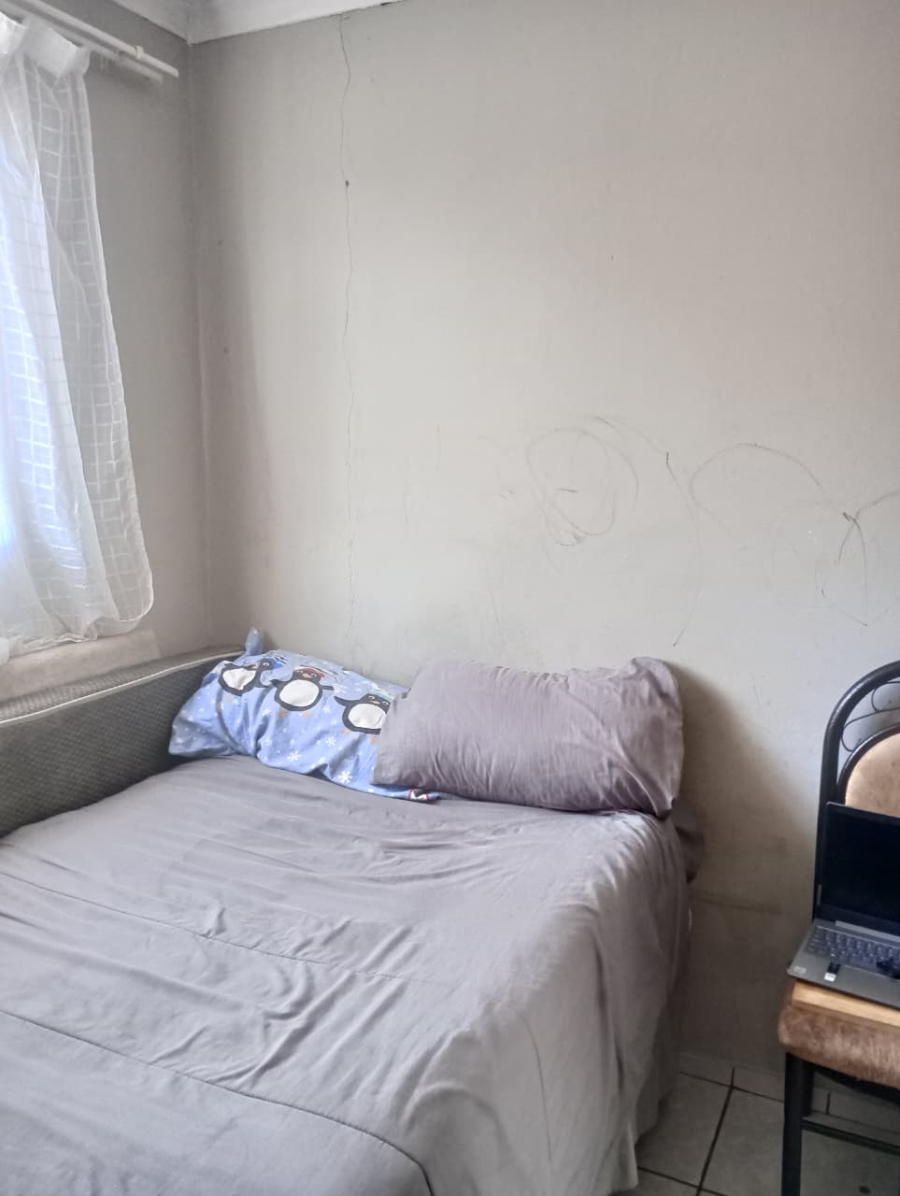 2 Bedroom Property for Sale in Klippoortje Gauteng