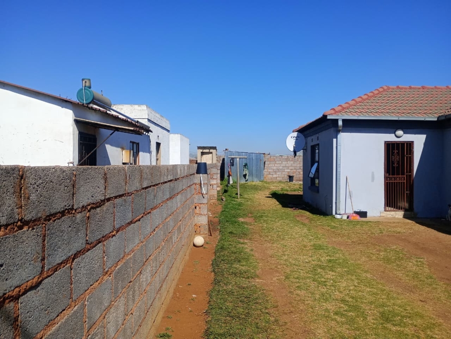 2 Bedroom Property for Sale in Klippoortje Gauteng