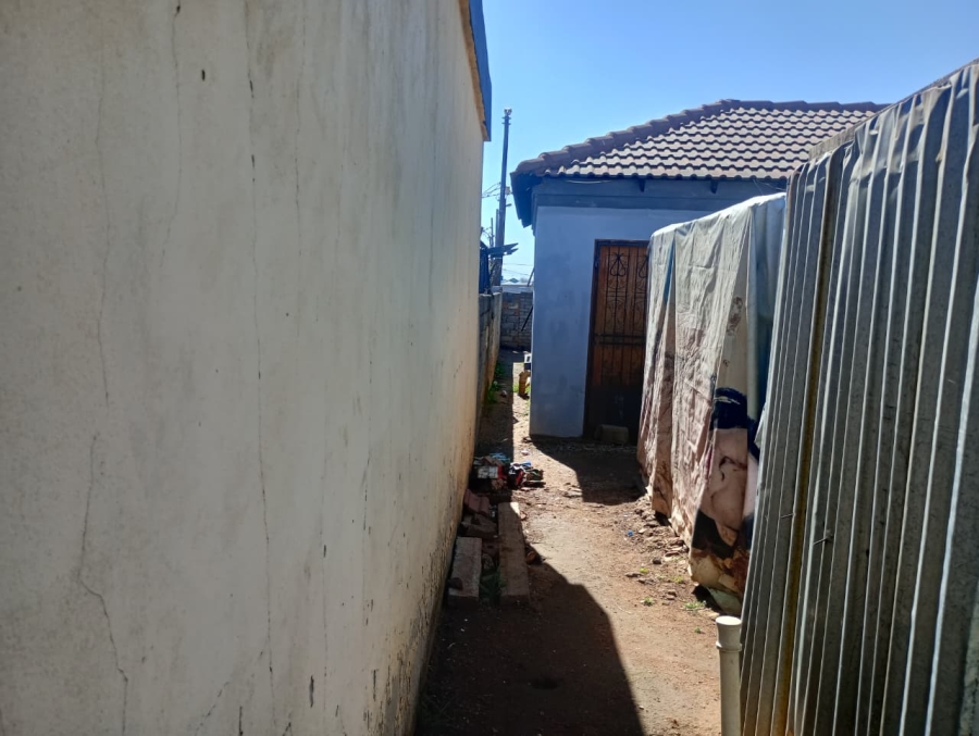 2 Bedroom Property for Sale in Klippoortje Gauteng