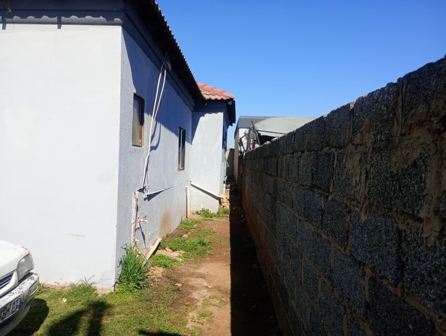 2 Bedroom Property for Sale in Klippoortje Gauteng