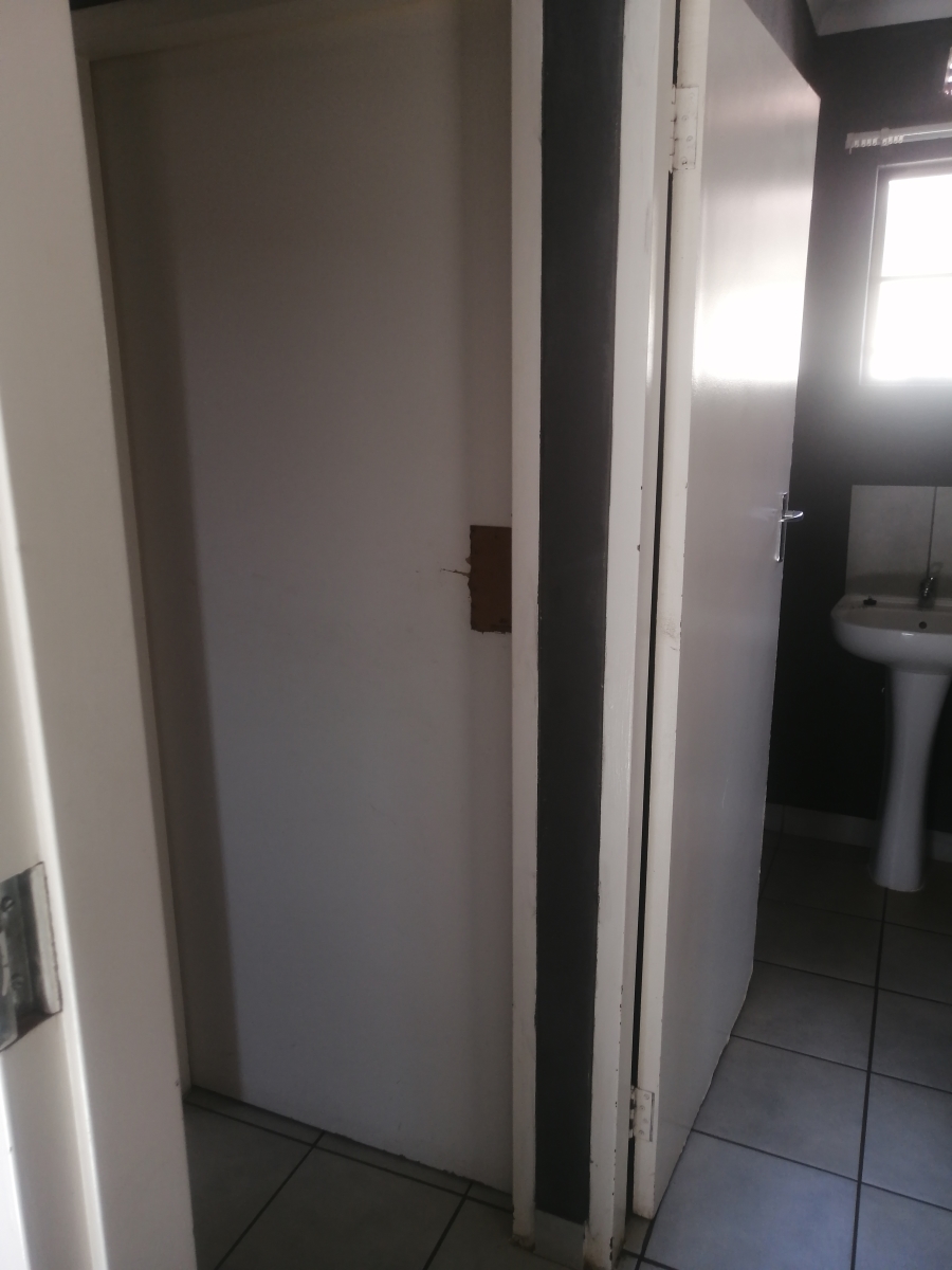 3 Bedroom Property for Sale in Sky City Gauteng