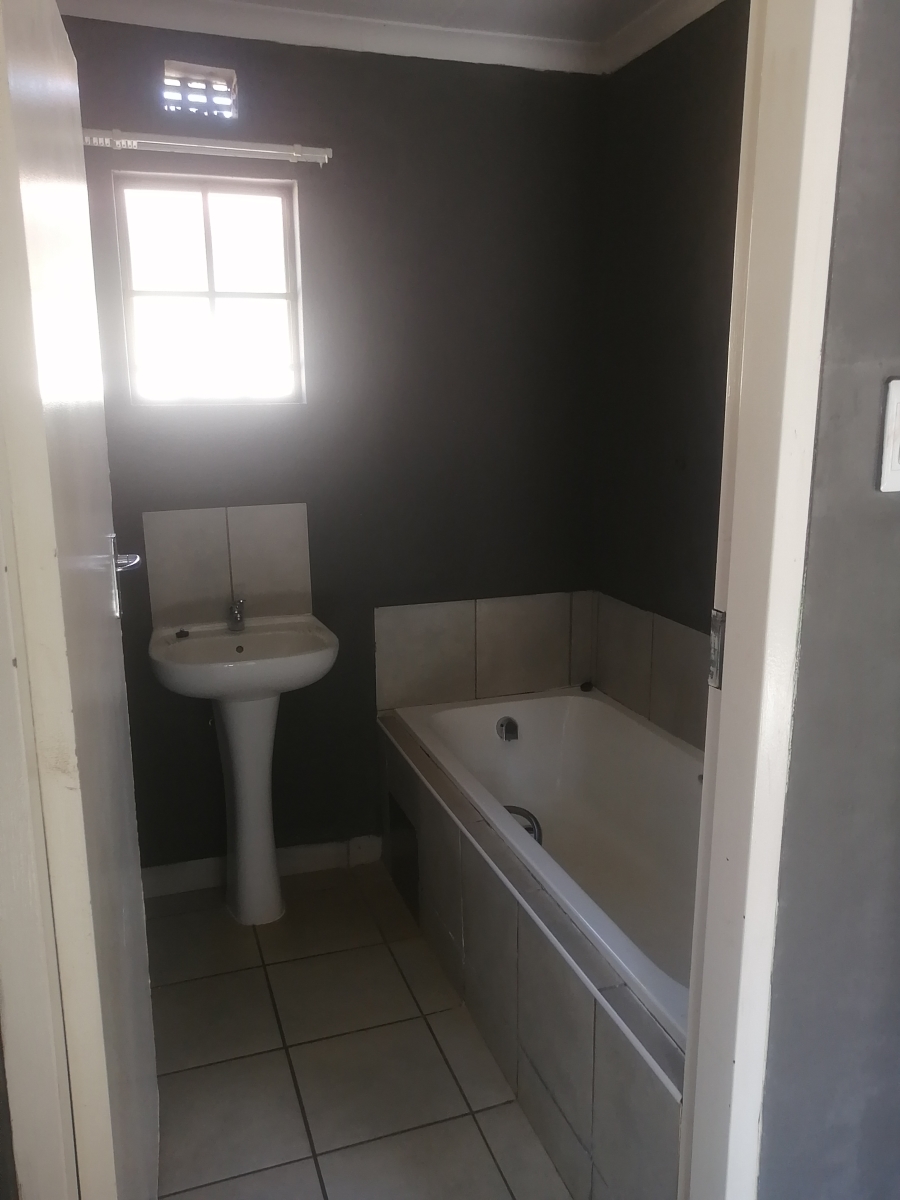 3 Bedroom Property for Sale in Sky City Gauteng