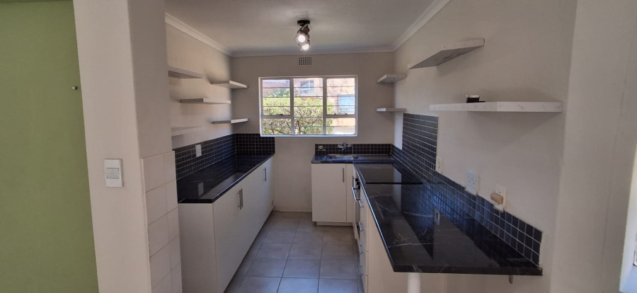 2 Bedroom Property for Sale in Little Falls Gauteng