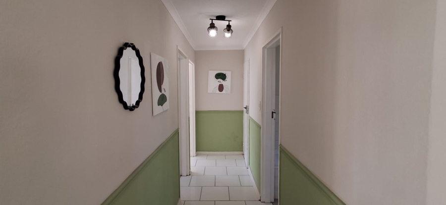 2 Bedroom Property for Sale in Little Falls Gauteng