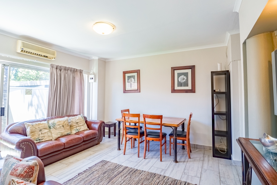 To Let 2 Bedroom Property for Rent in Silver Lakes Golf Estate Gauteng