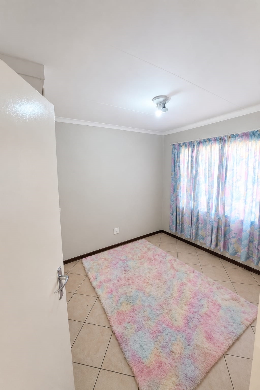 2 Bedroom Property for Sale in Erand Gardens Gauteng