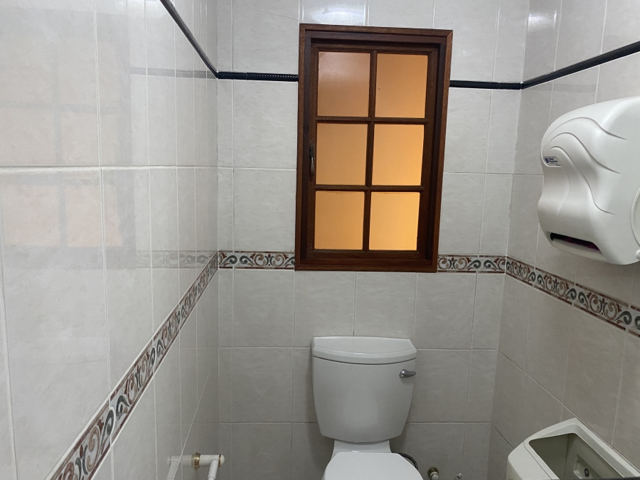 To Let Commercial Property for Rent in Bedfordview Gauteng