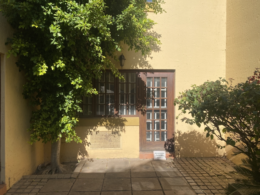 To Let Commercial Property for Rent in Bedfordview Gauteng