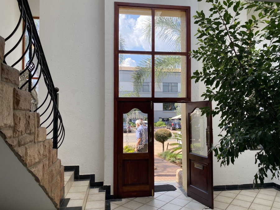 To Let Commercial Property for Rent in Bedfordview Gauteng