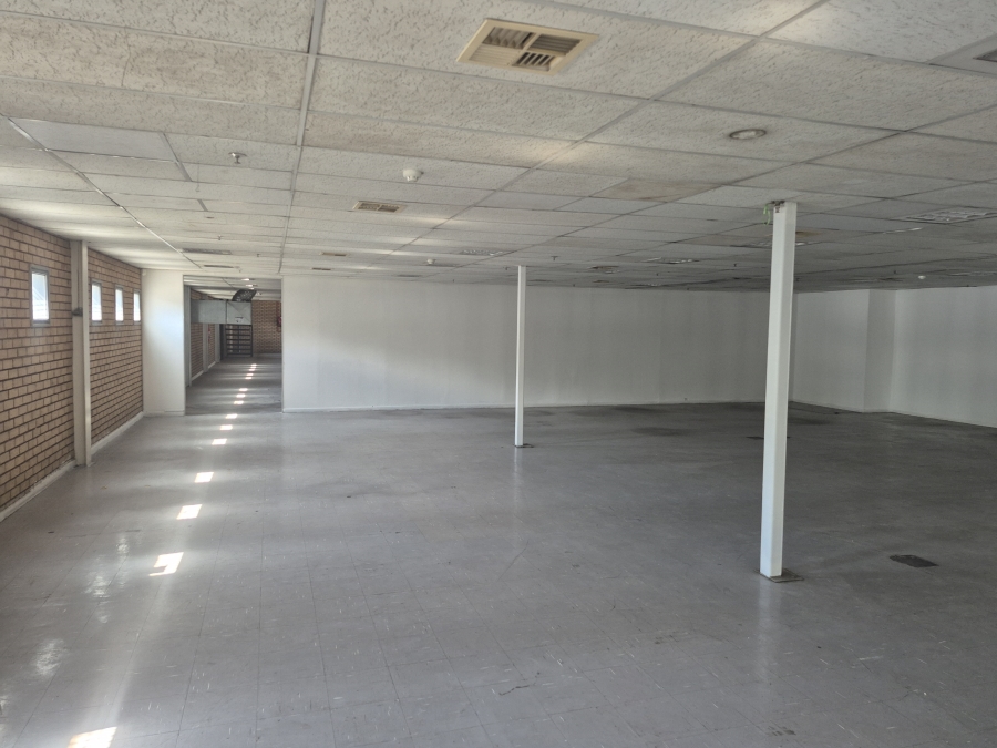 To Let Commercial Property for Rent in Linbro Park Gauteng