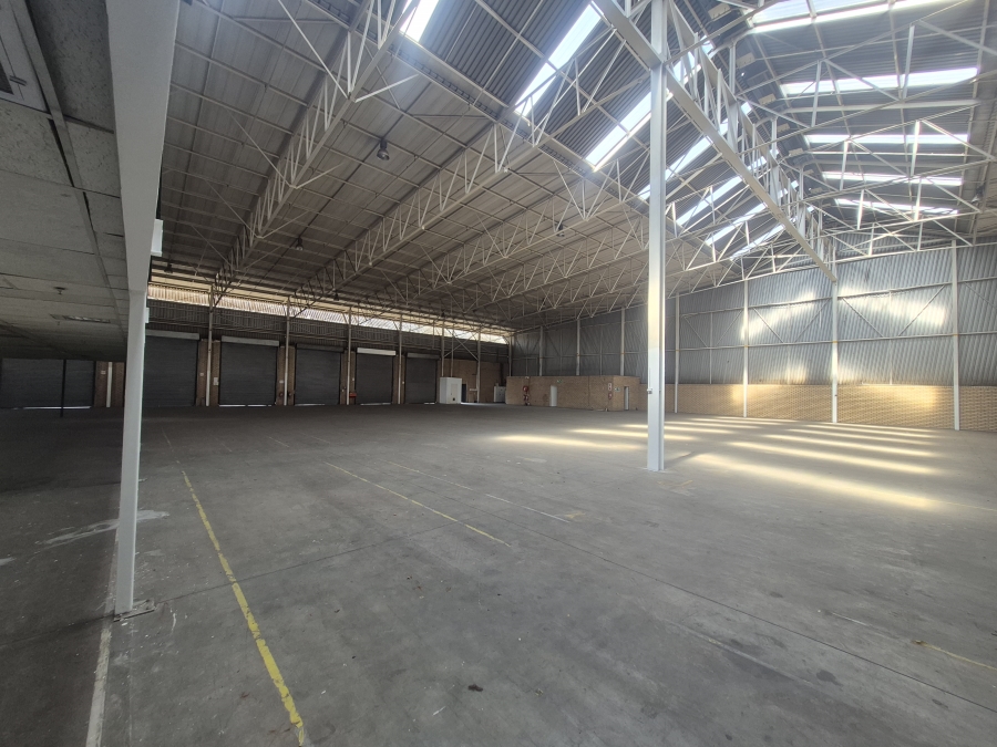 To Let Commercial Property for Rent in Linbro Park Gauteng