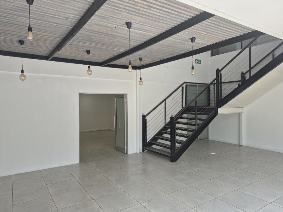 To Let Commercial Property for Rent in Linbro Park Gauteng
