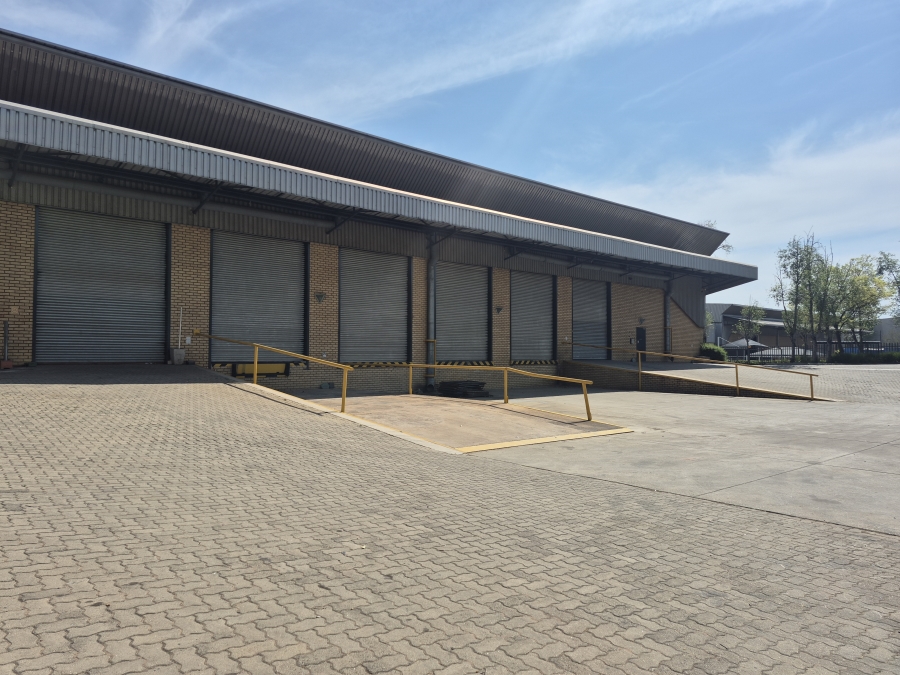 To Let Commercial Property for Rent in Linbro Park Gauteng