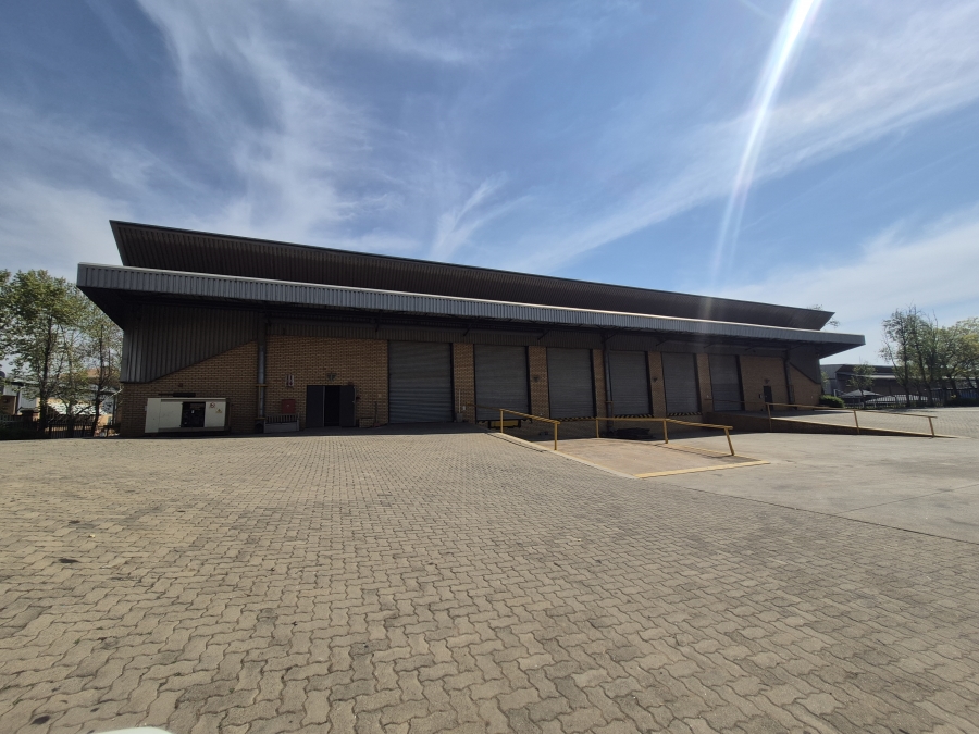 To Let Commercial Property for Rent in Linbro Park Gauteng