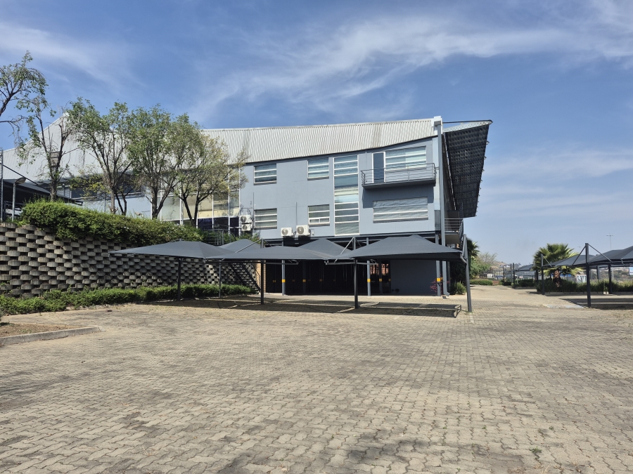 To Let Commercial Property for Rent in Linbro Park Gauteng