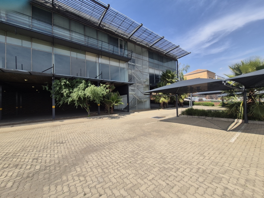 To Let Commercial Property for Rent in Linbro Park Gauteng