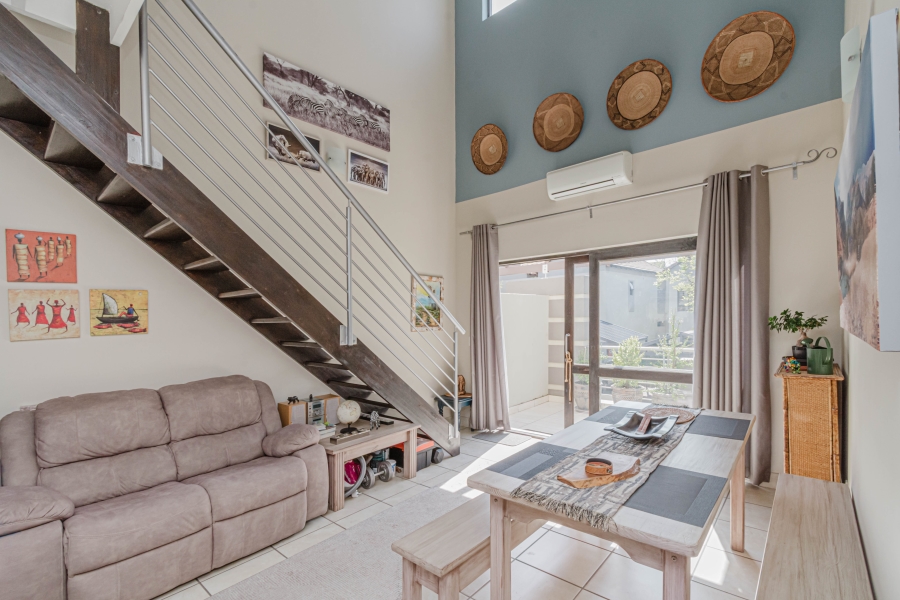 2 Bedroom Property for Sale in Lonehill Gauteng