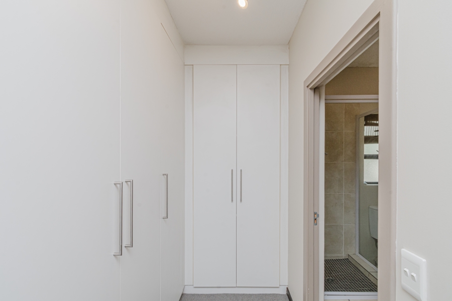 2 Bedroom Property for Sale in Lonehill Gauteng