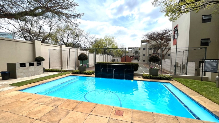 To Let 2 Bedroom Property for Rent in Bryanston Gauteng