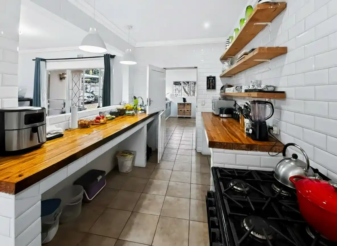 To Let 4 Bedroom Property for Rent in Fourways Gauteng