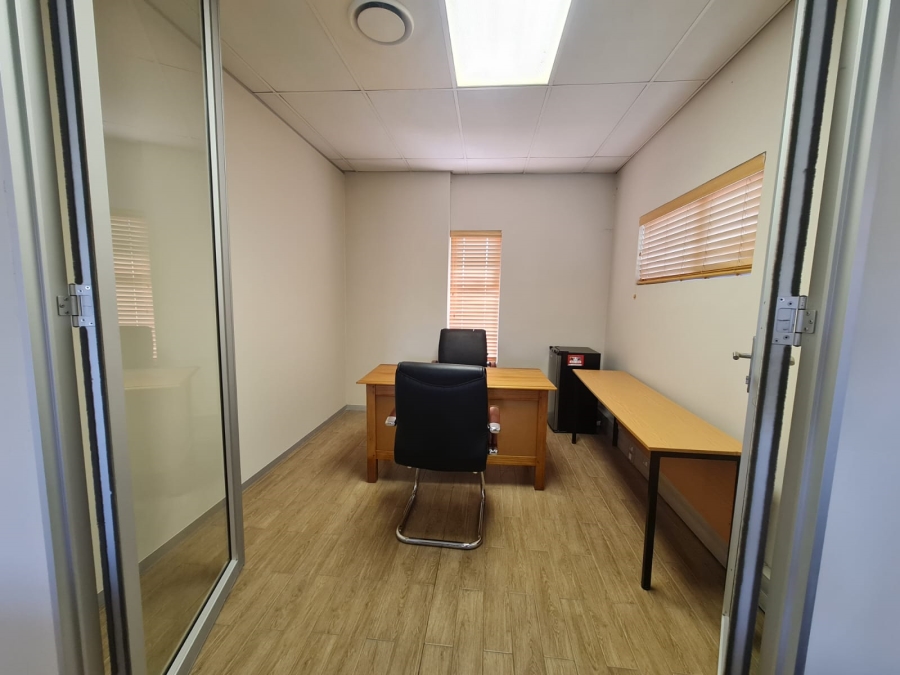 Commercial Property for Sale in Silver Lakes Gauteng