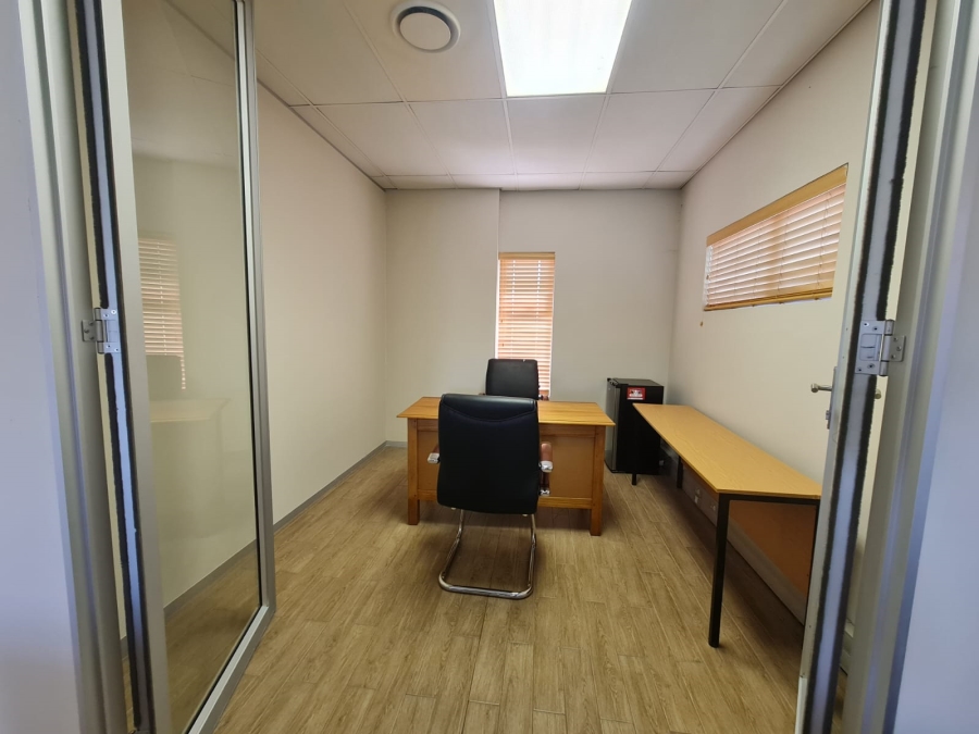 Commercial Property for Sale in Silver Lakes Gauteng