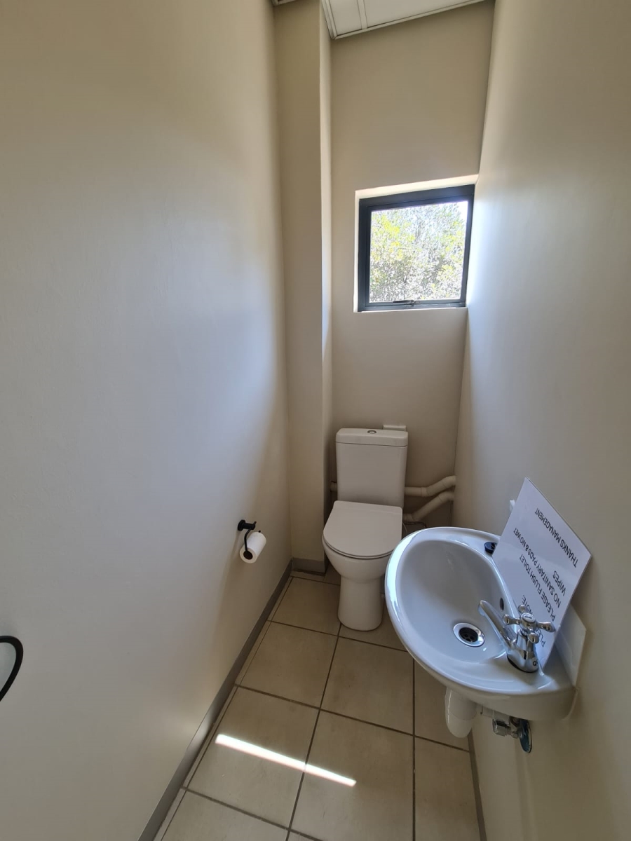 Commercial Property for Sale in Silver Lakes Gauteng