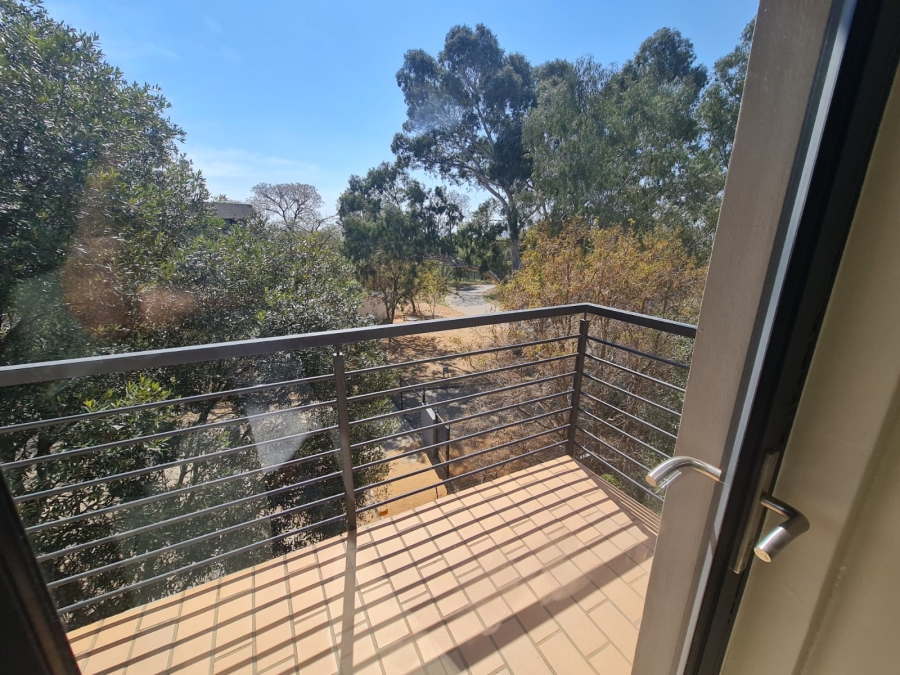 Commercial Property for Sale in Silver Lakes Gauteng
