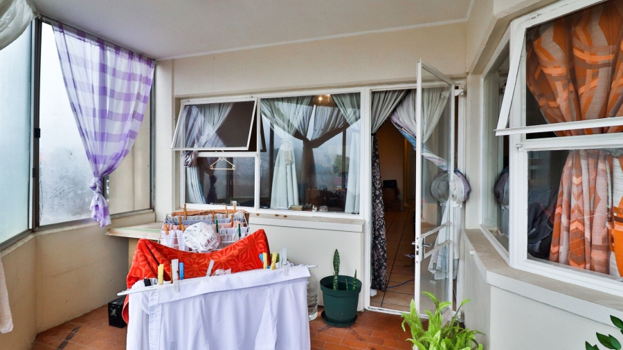 To Let 2 Bedroom Property for Rent in Primrose Hill Gauteng