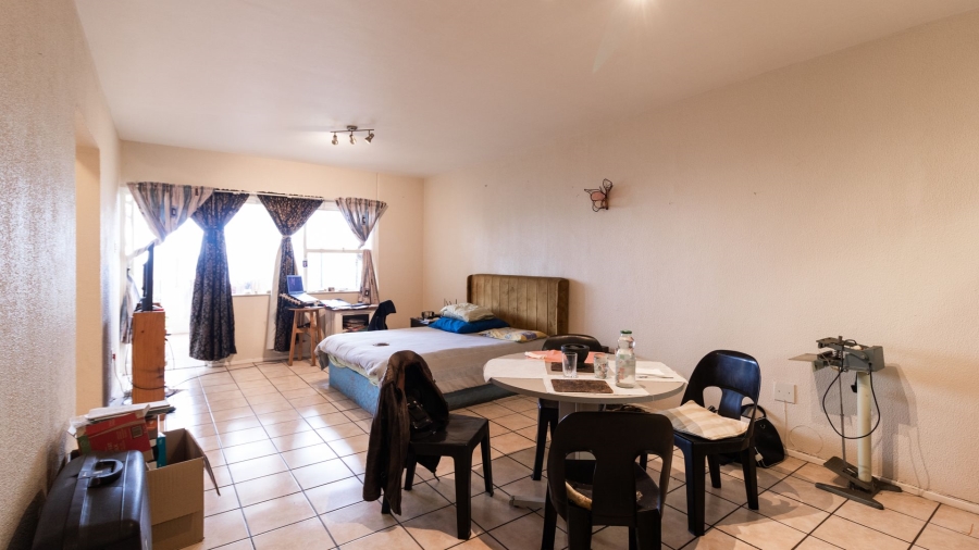 To Let 2 Bedroom Property for Rent in Primrose Hill Gauteng