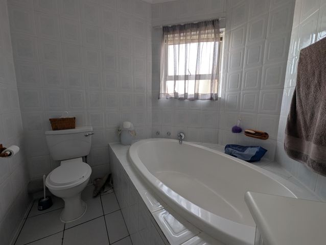 To Let 2 Bedroom Property for Rent in Bedford Gardens Gauteng