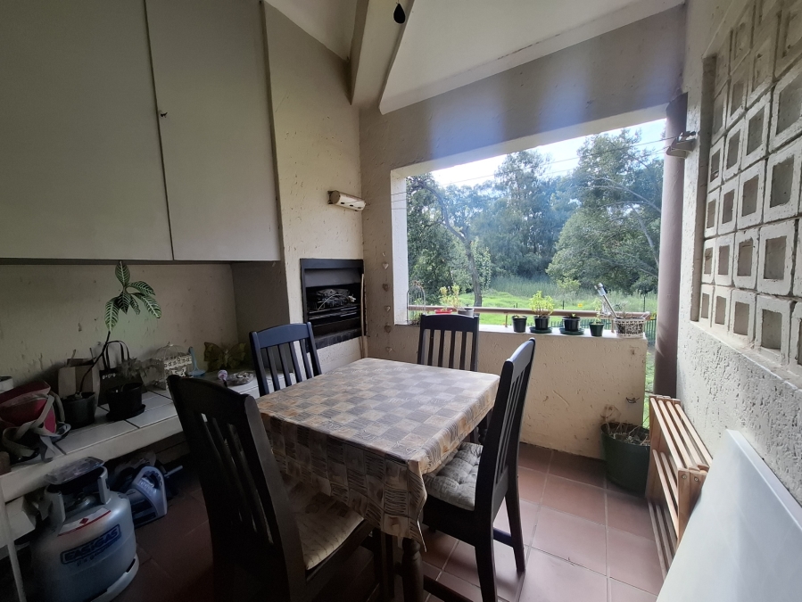 To Let 2 Bedroom Property for Rent in Bedford Gardens Gauteng