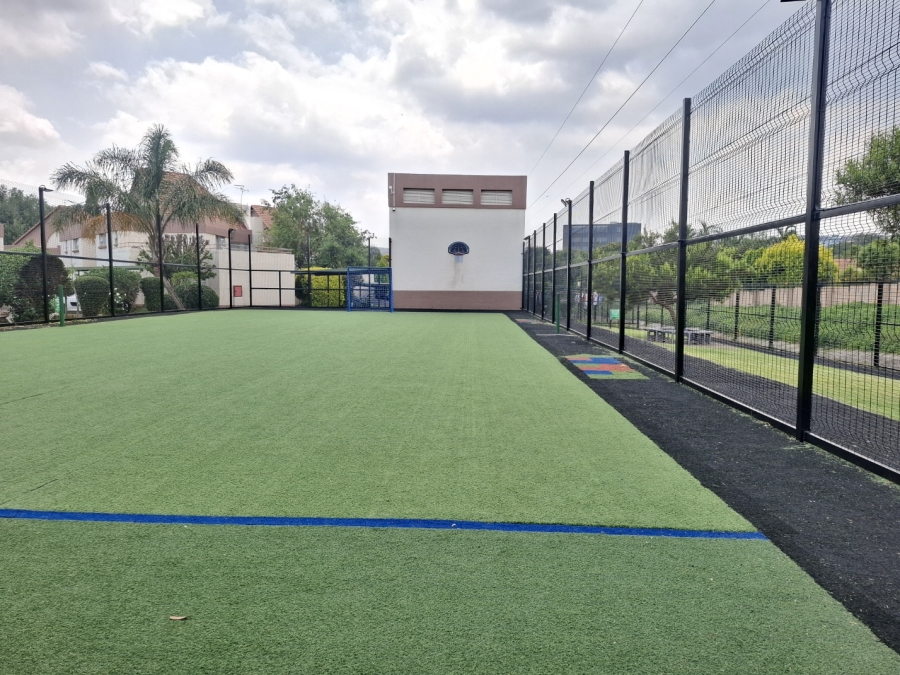 To Let 2 Bedroom Property for Rent in Bedford Gardens Gauteng