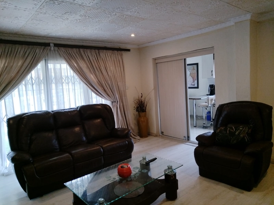 3 Bedroom Property for Sale in Klopperpark Gauteng