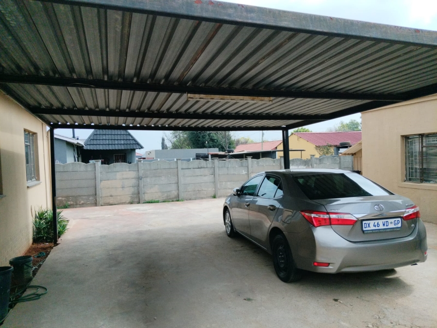 3 Bedroom Property for Sale in Klopperpark Gauteng