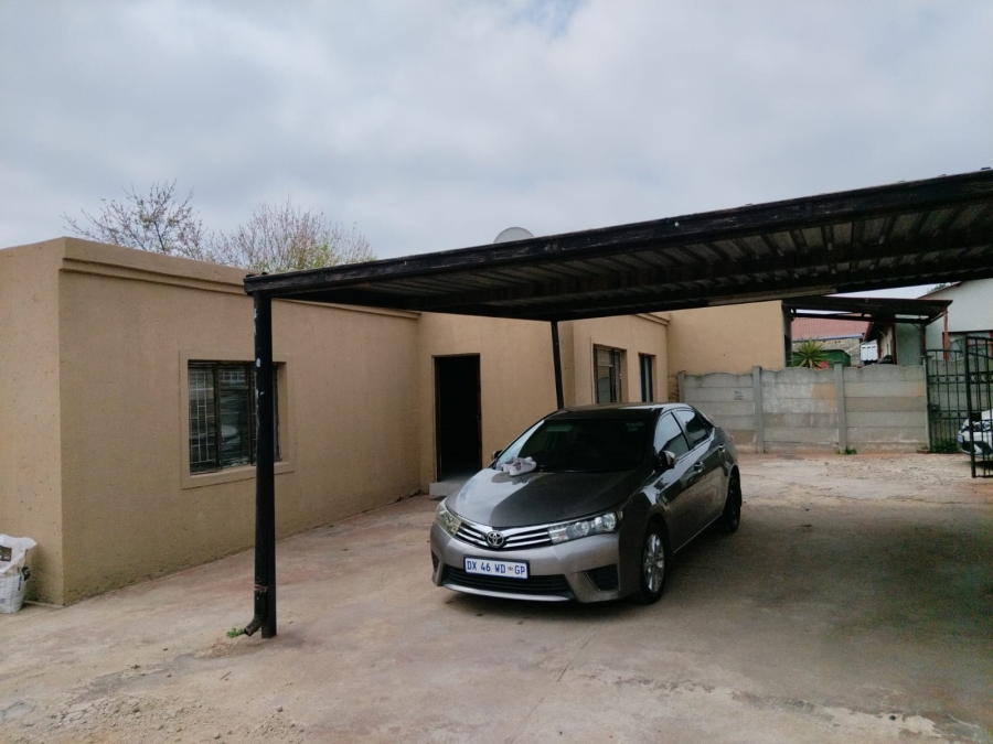 3 Bedroom Property for Sale in Klopperpark Gauteng