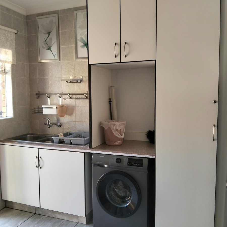3 Bedroom Property for Sale in Terenure Gauteng