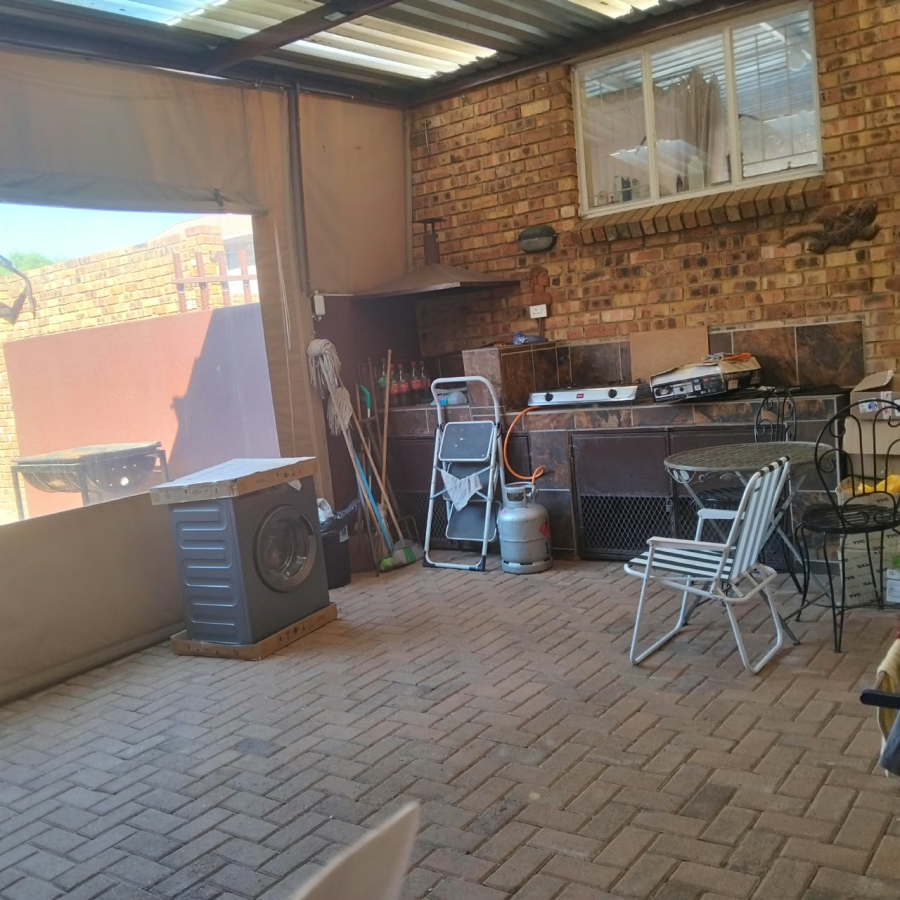 3 Bedroom Property for Sale in Terenure Gauteng