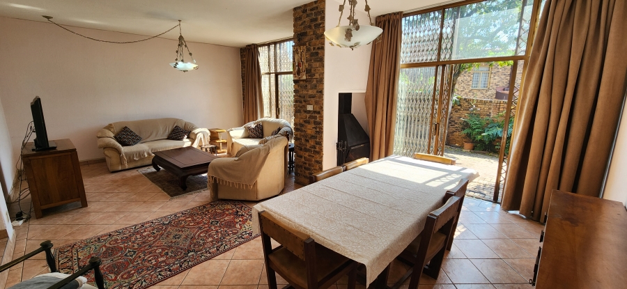 3 Bedroom Property for Sale in Bedford Park Gauteng