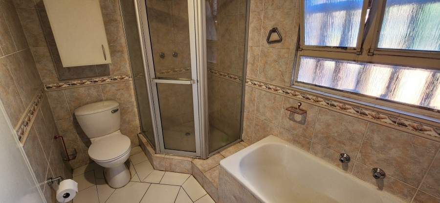 3 Bedroom Property for Sale in Bedford Park Gauteng